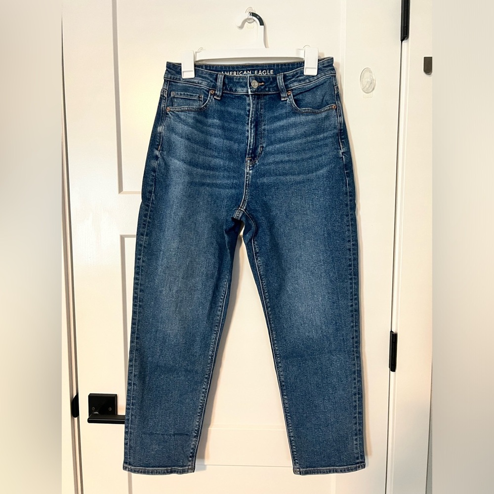 American Eagle mom jeans